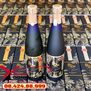 Sử dụng 1 ly nhỏ Collagen 82x bản Sakura mỗi ngày giúp da đẹp hơn