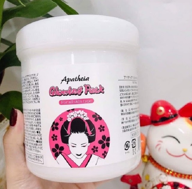 Review kem dưỡng trắng da body của Nhật Glowing Pack