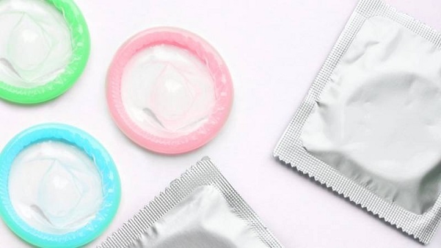 Cách kiểm tra bao cao su trước khi quan hệ