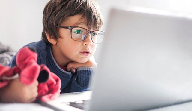 Cận thị gây nhiều tác hại đến sức khỏe của trẻ