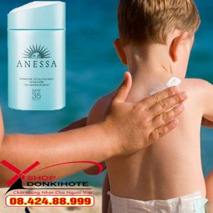 Sản phẩm chống nắng Nhật dạng sữa an toàn cho da của bé